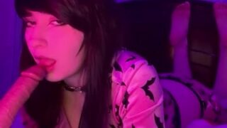 Zombonn dildo Blowjob and eaten pussy video